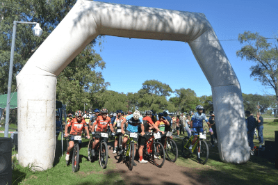 Vecinos de Bragado y la zona disfrutaron del Parque Lacunario con el Rural Bike Vecinos de Bragado y la zona disfrutaron del Parque Lacunario con el Rural Bike
